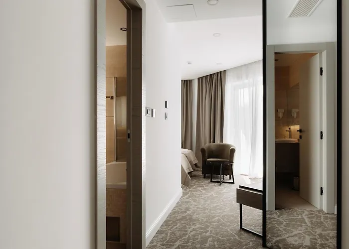 Olivier Hotel 4*